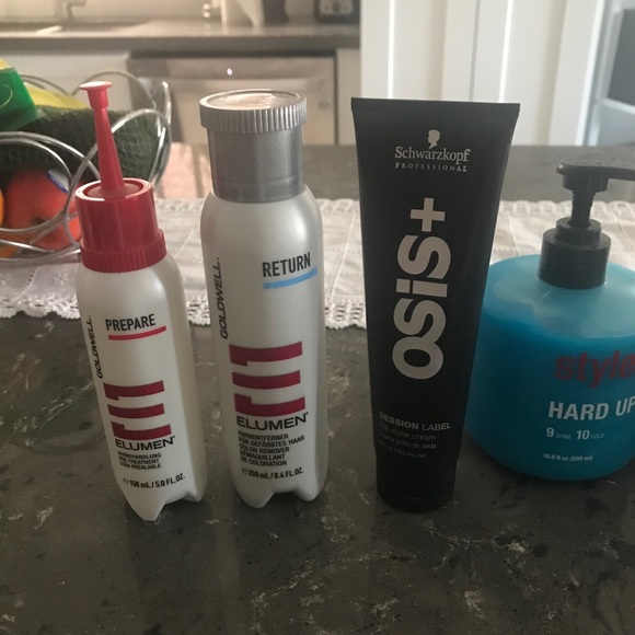 Hair Styling Supplies - Picture 3 of 5